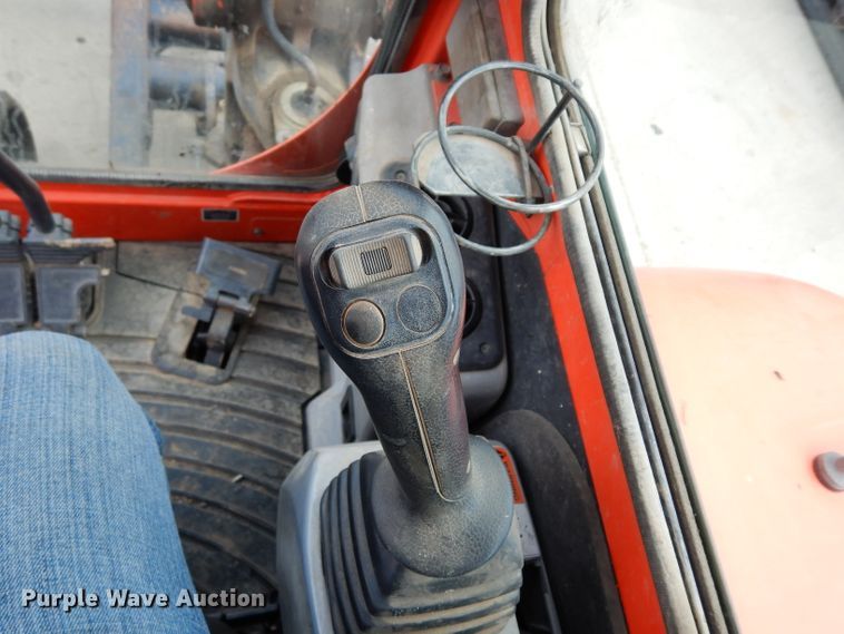 image for item DJ4270 2006 Kubota KX121-3  mini excavator