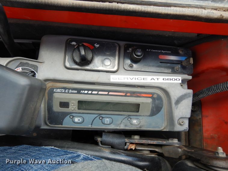 image for item DJ4270 2006 Kubota KX121-3  mini excavator