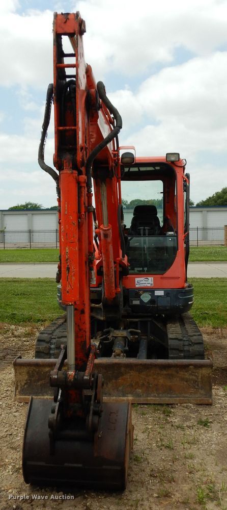 image for item DJ4271 2008 Kubota KX121-3  mini excavator