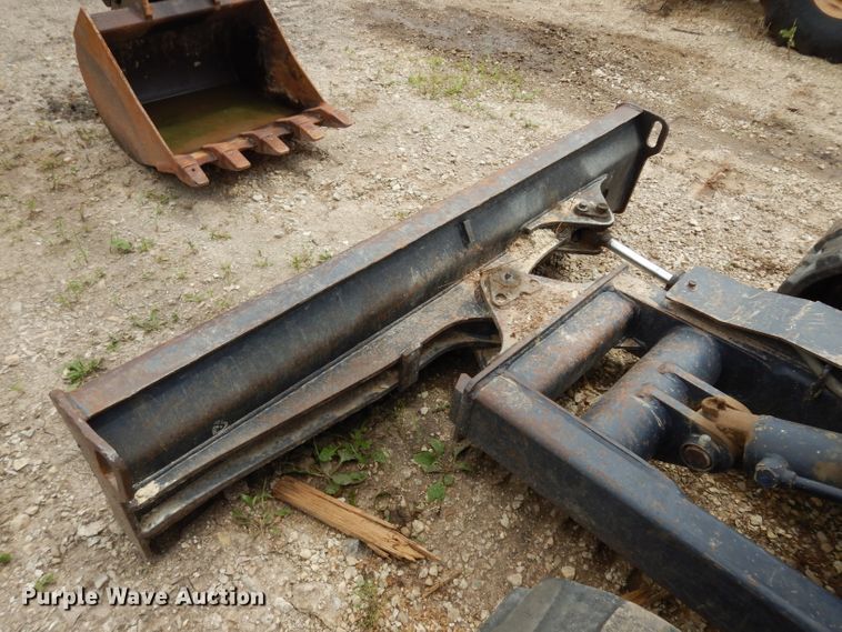 image for item DJ4271 2008 Kubota KX121-3  mini excavator