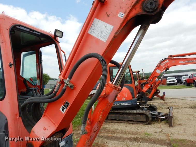 image for item DJ4271 2008 Kubota KX121-3  mini excavator