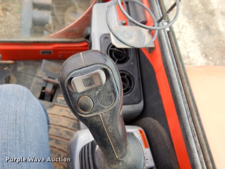 image for item DJ4271 2008 Kubota KX121-3  mini excavator