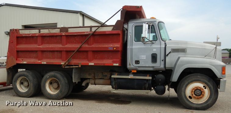 image for item DJ4273 1997 Mack CH600  dump truck