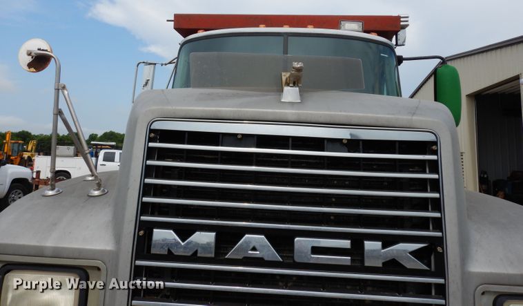 image for item DJ4273 1997 Mack CH600  dump truck