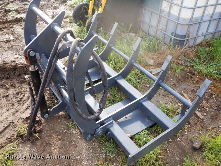 image for item DO9261 2020 Mower King 60"W grapple bucket