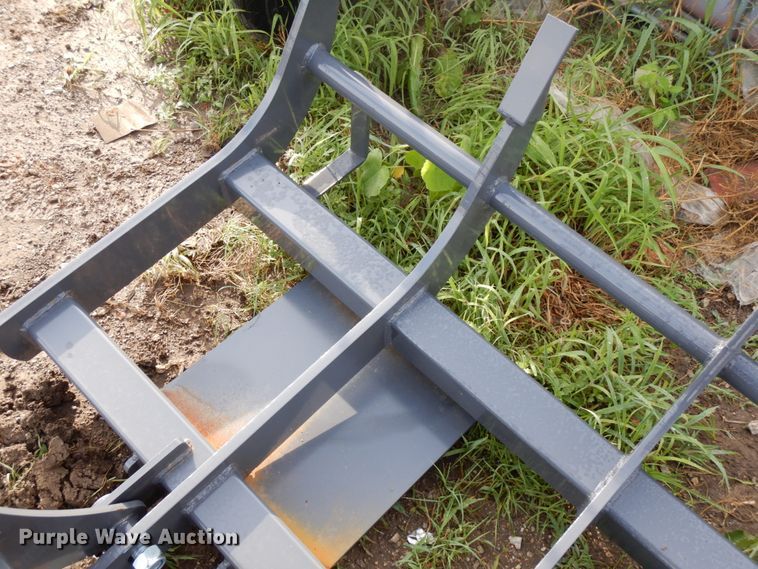 image for item DO9261 2020 Mower King 60"W grapple bucket