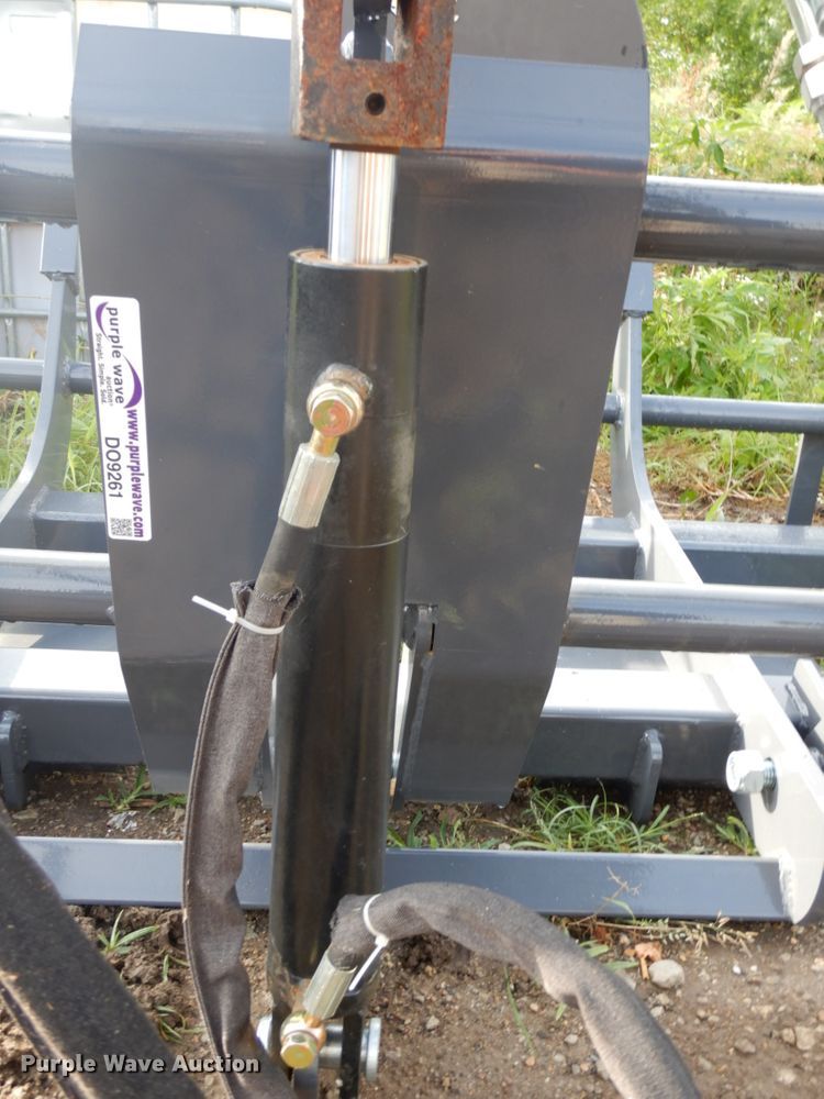 image for item DO9261 2020 Mower King 60"W grapple bucket