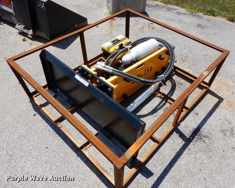 image for item DO9263 2020 Wolverine ZW750 skid steer hammer