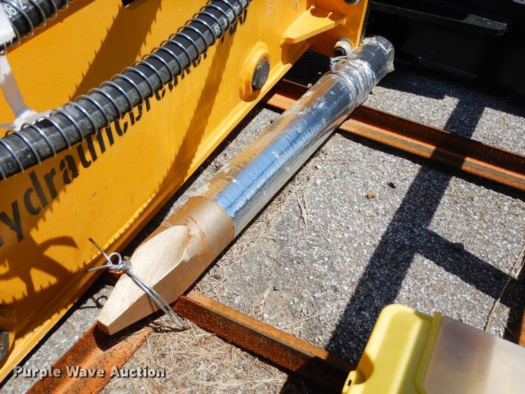 image for item DO9263 2020 Wolverine ZW750 skid steer hammer