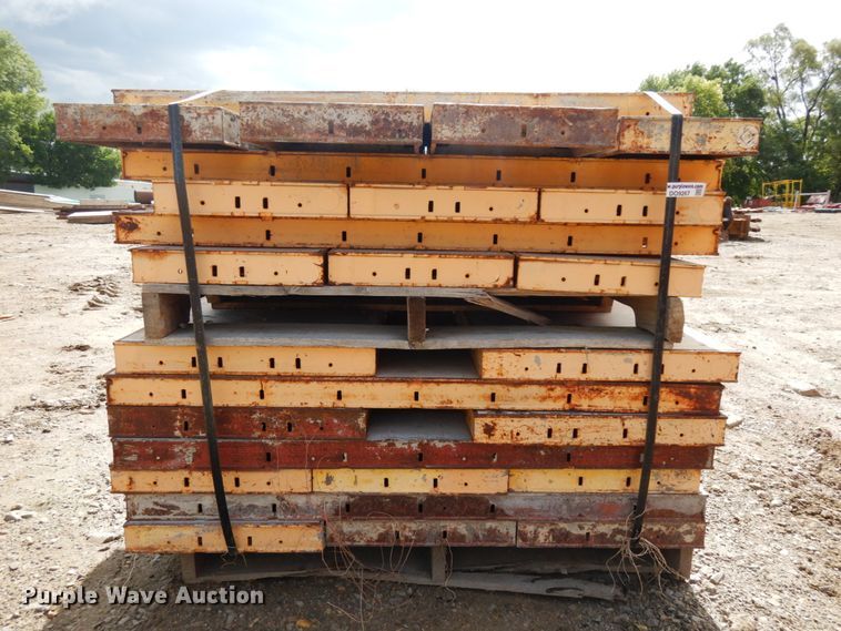 image for item DO9267 Symons concrete wall forms