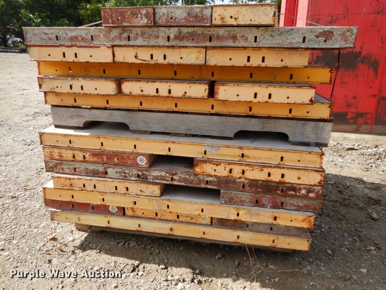 image for item DO9267 Symons concrete wall forms