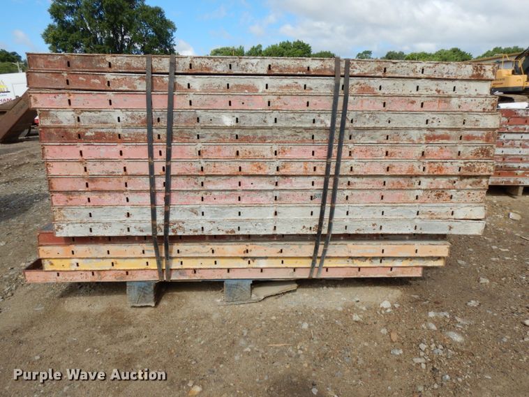 image for item DO9267 Symons concrete wall forms