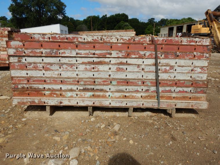 image for item DO9267 Symons concrete wall forms