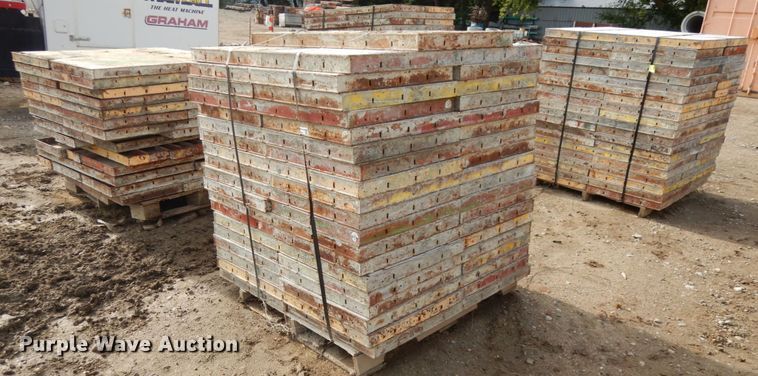 image for item DO9269 Symons concrete wall forms