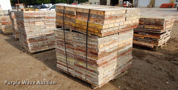 image for item DO9269 Symons concrete wall forms