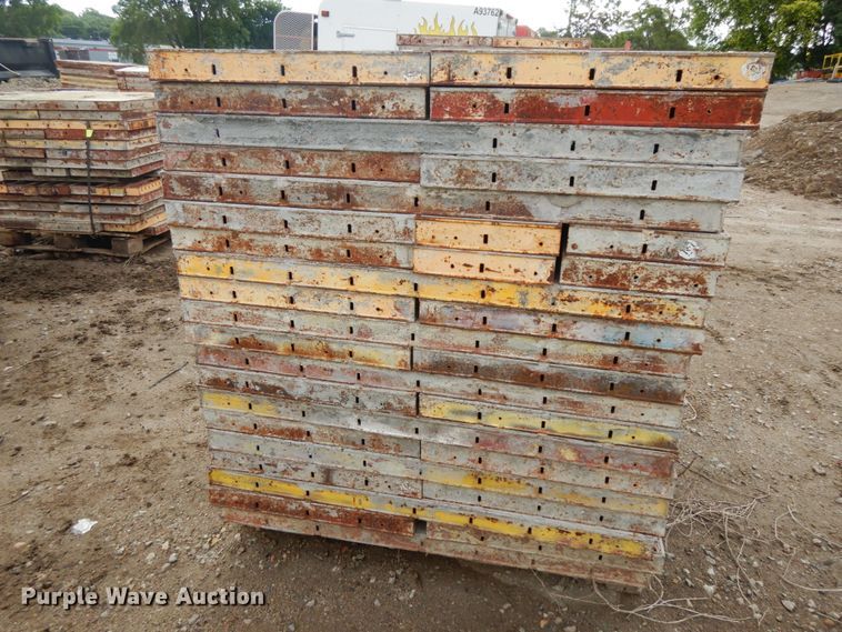 image for item DO9269 Symons concrete wall forms