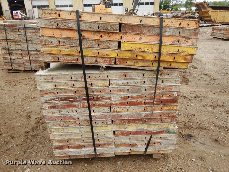 image for item DO9269 Symons concrete wall forms