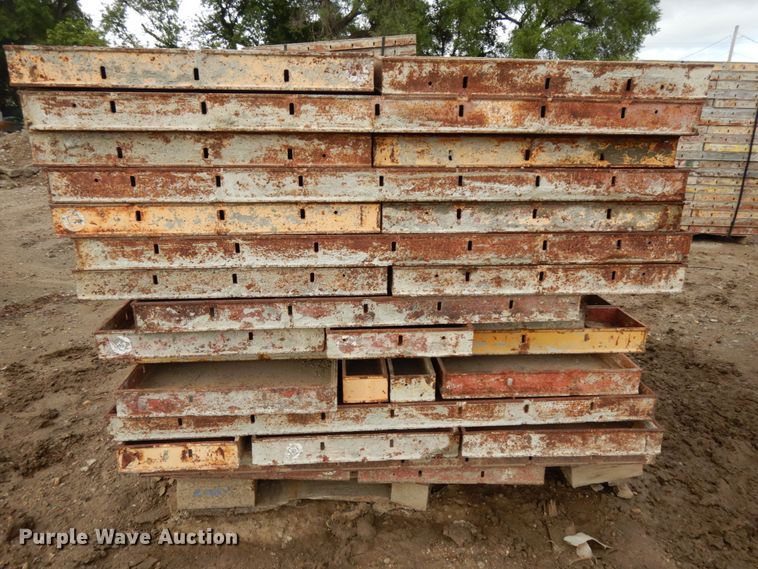 image for item DO9269 Symons concrete wall forms