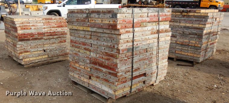image for item DO9270 Symons concrete wall forms