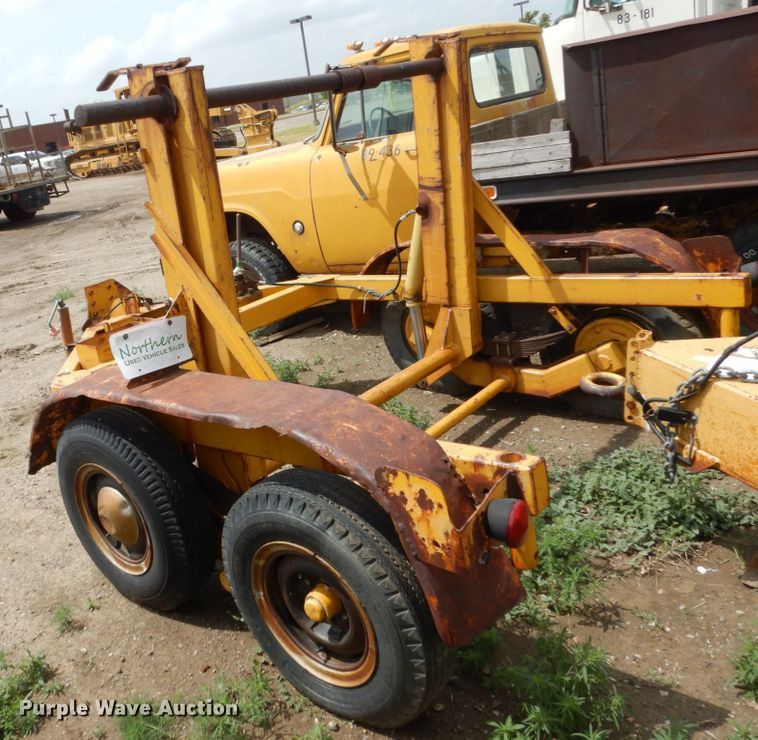 image for item DV9319 1981 reel trailer