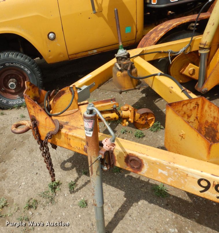 image for item DV9319 1981 reel trailer