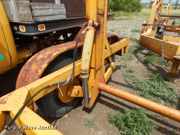 image for item DV9319 1981 reel trailer