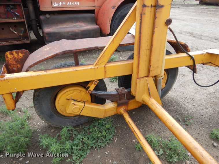 image for item DV9319 1981 reel trailer