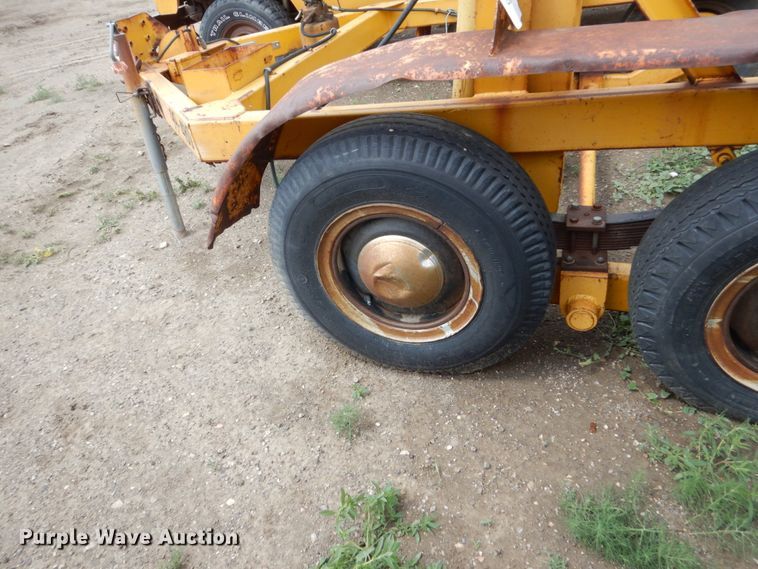 image for item DV9319 1981 reel trailer