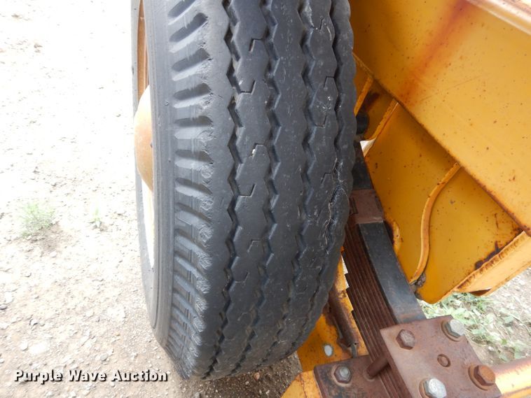 image for item DV9319 1981 reel trailer