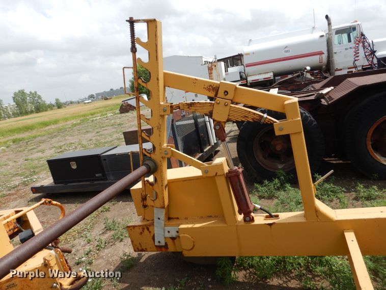 image for item DV9320 2000 Kiefer reel trailer