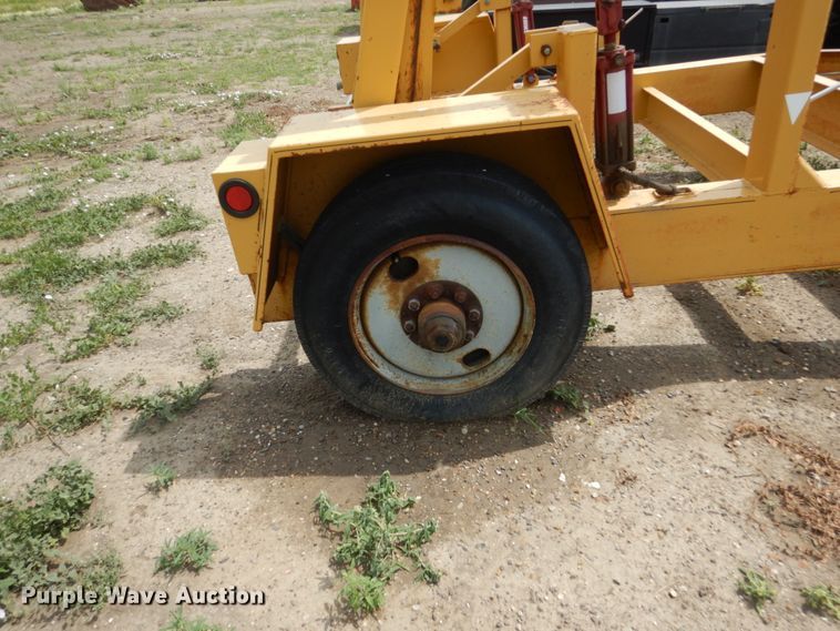 image for item DV9321 2000 Kiefer reel trailer