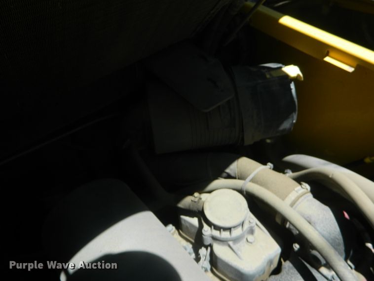 image for item EH9466 2007 New Holland L190  skid steer loader