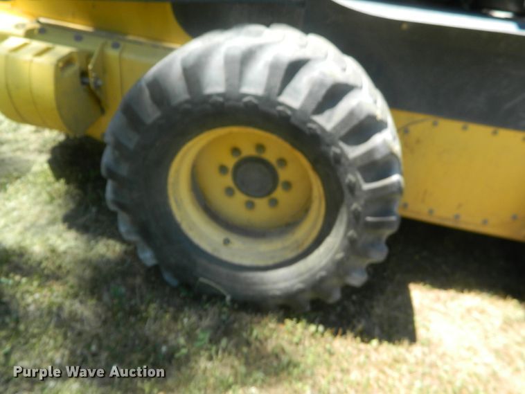 image for item EH9466 2007 New Holland L190  skid steer loader