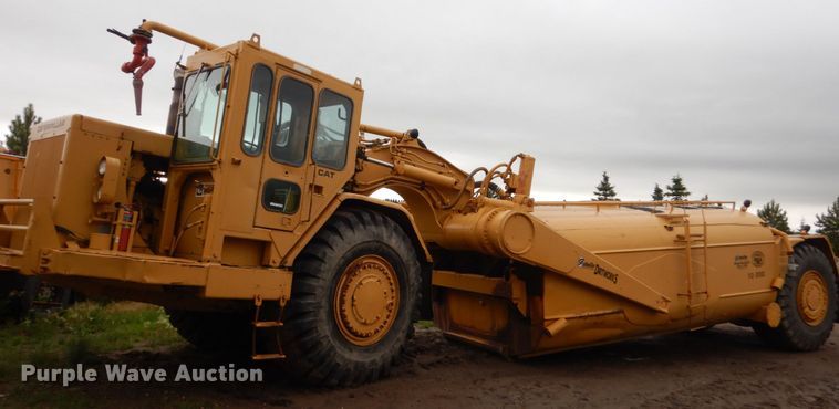 image for item FK9250 1975 Caterpillar 637  water wagon