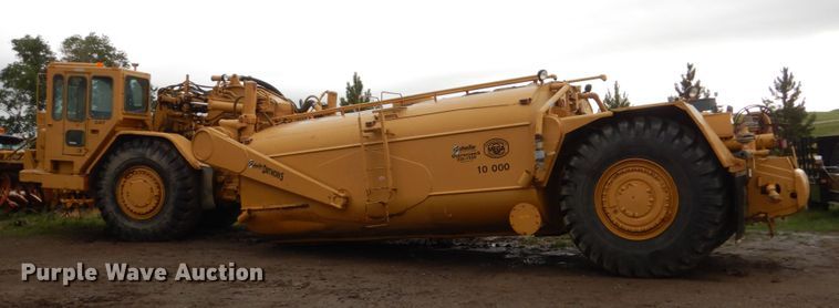 image for item FK9250 1975 Caterpillar 637  water wagon