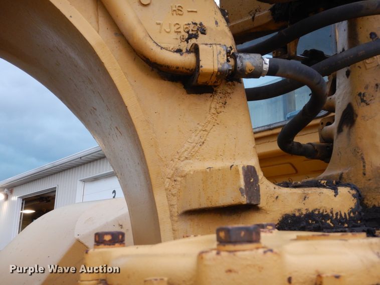 image for item FK9250 1975 Caterpillar 637  water wagon