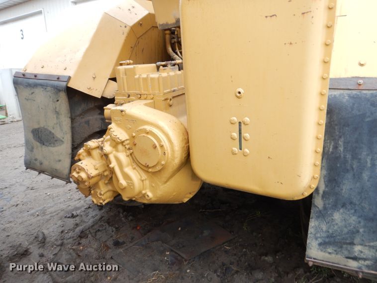 image for item FK9250 1975 Caterpillar 637  water wagon