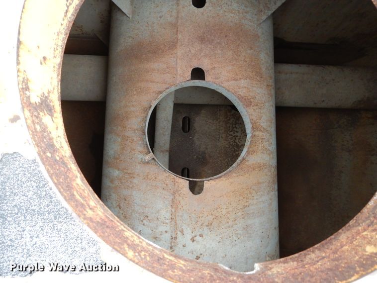 image for item FK9250 1975 Caterpillar 637  water wagon