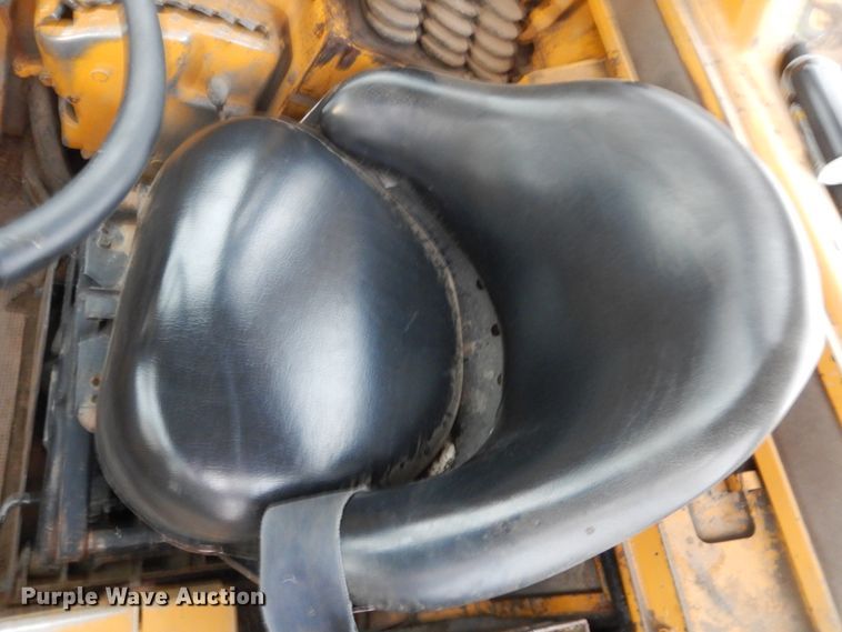 image for item FK9250 1975 Caterpillar 637  water wagon