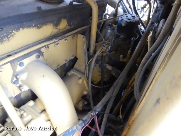 image for item FK9250 1975 Caterpillar 637  water wagon