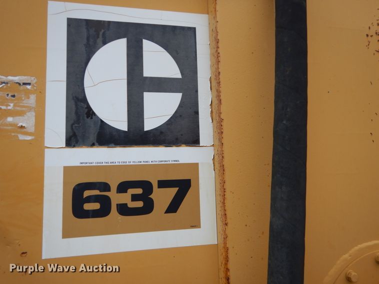 image for item FK9250 1975 Caterpillar 637  water wagon