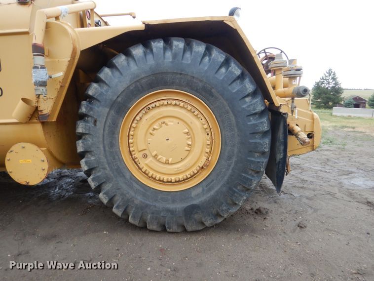 image for item FK9250 1975 Caterpillar 637  water wagon