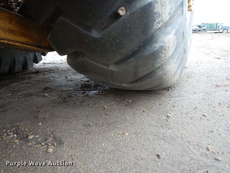 image for item FK9250 1975 Caterpillar 637  water wagon