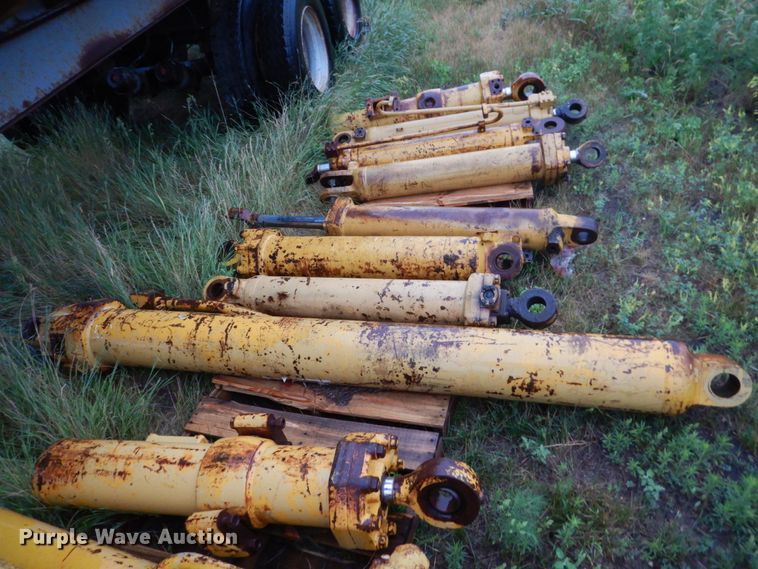 image for item FK9252 Scraper parts