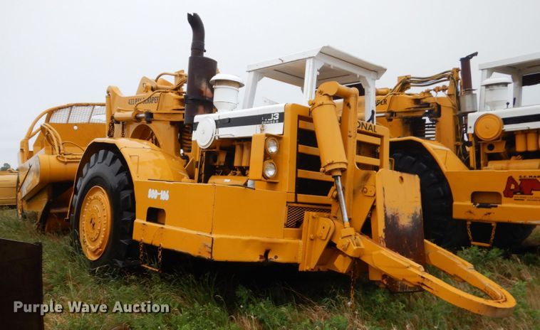 image for item FK9253 International 433  conventional scraper