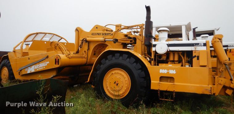 image for item FK9253 International 433  conventional scraper