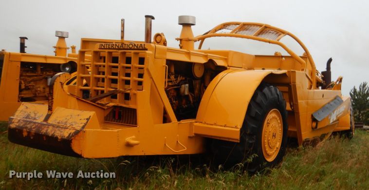 image for item FK9253 International 433  conventional scraper