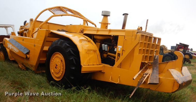 image for item FK9253 International 433  conventional scraper