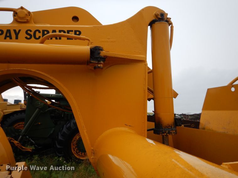 image for item FK9253 International 433  conventional scraper