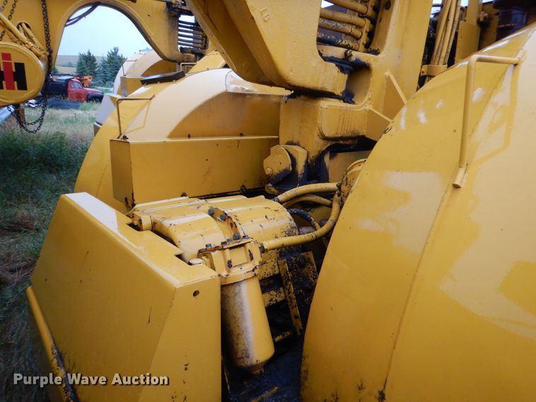 image for item FK9253 International 433  conventional scraper